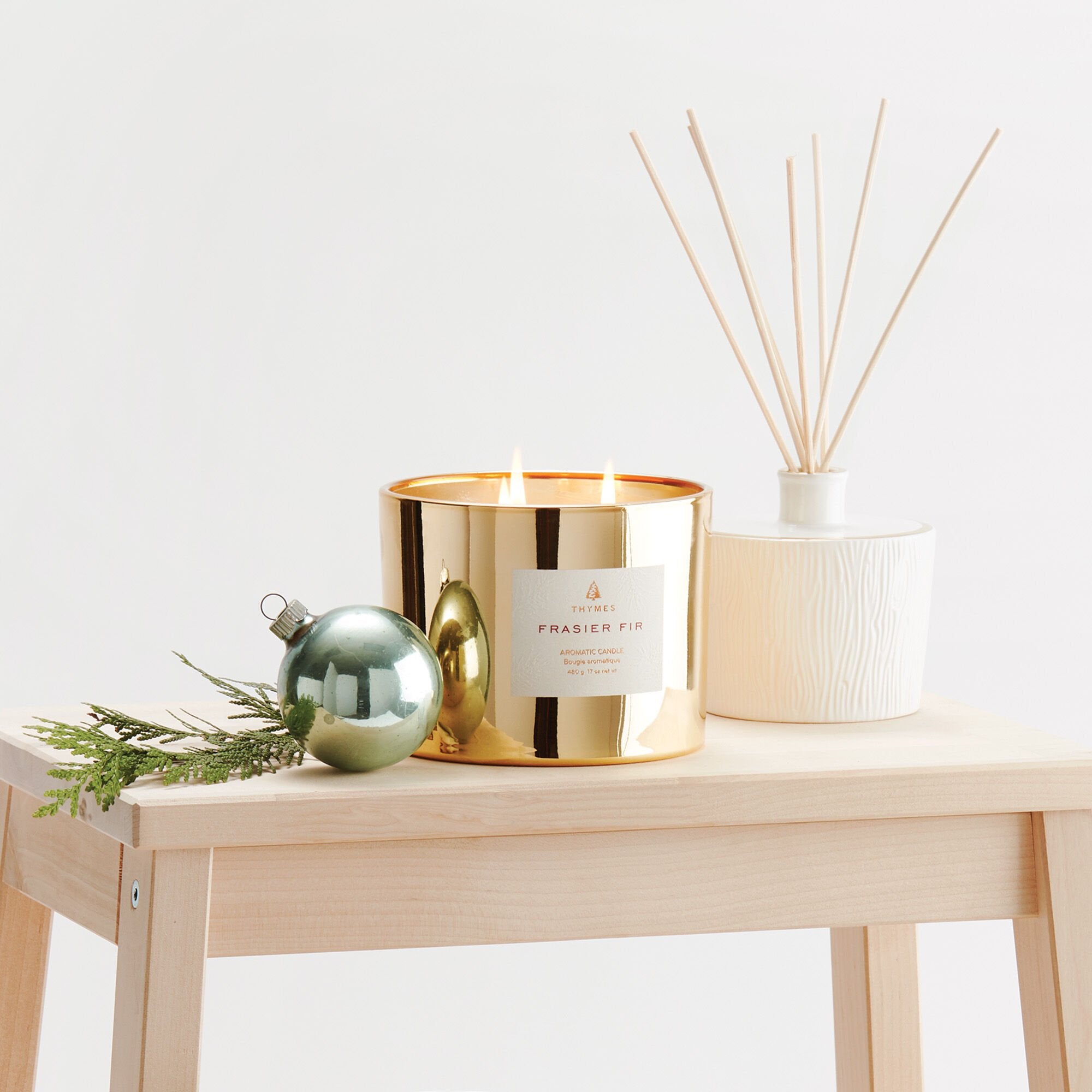 Alternative view of Frasier Fir Gold 3-Wick Candle