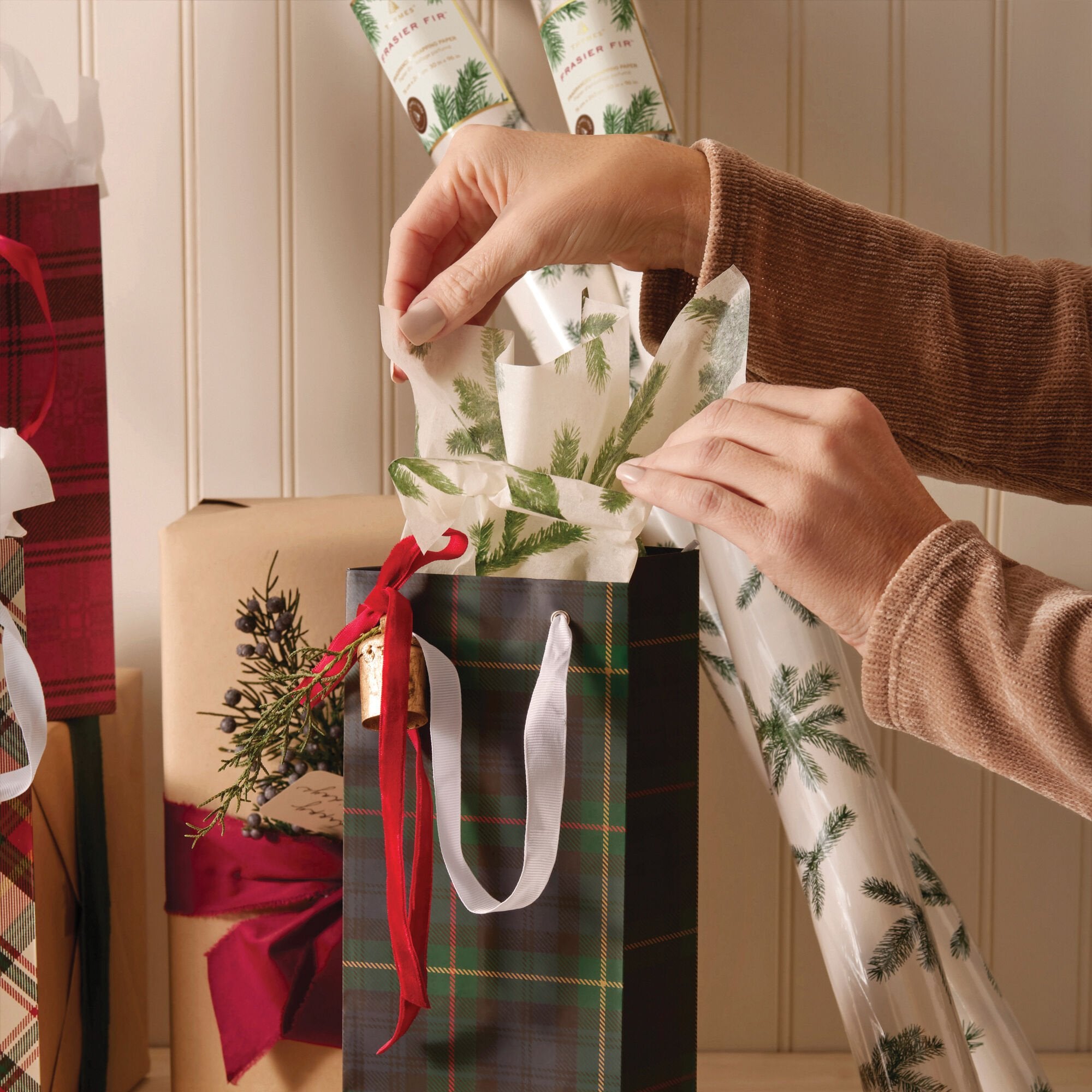 Frasier Fir Fragranced Tissue Paper - Image 4