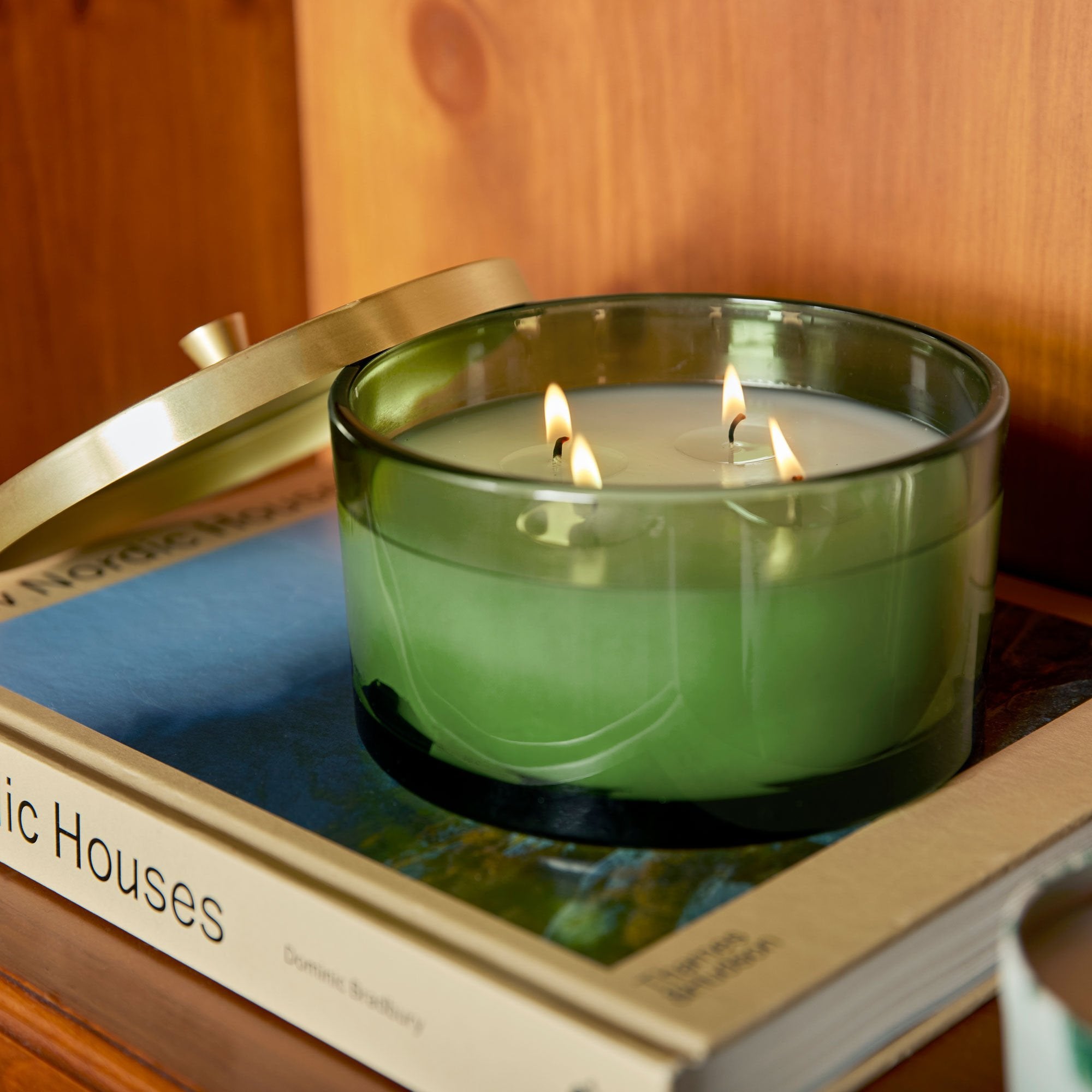 Frasier Fir Green 4-Wick Candle - Image 4